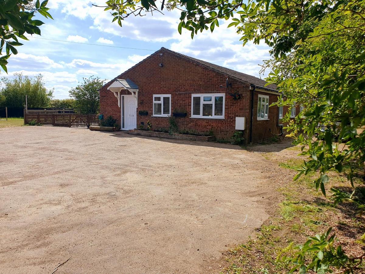Sherwood Bungalow 3 Bedroom Entire Property Boston Exterior foto