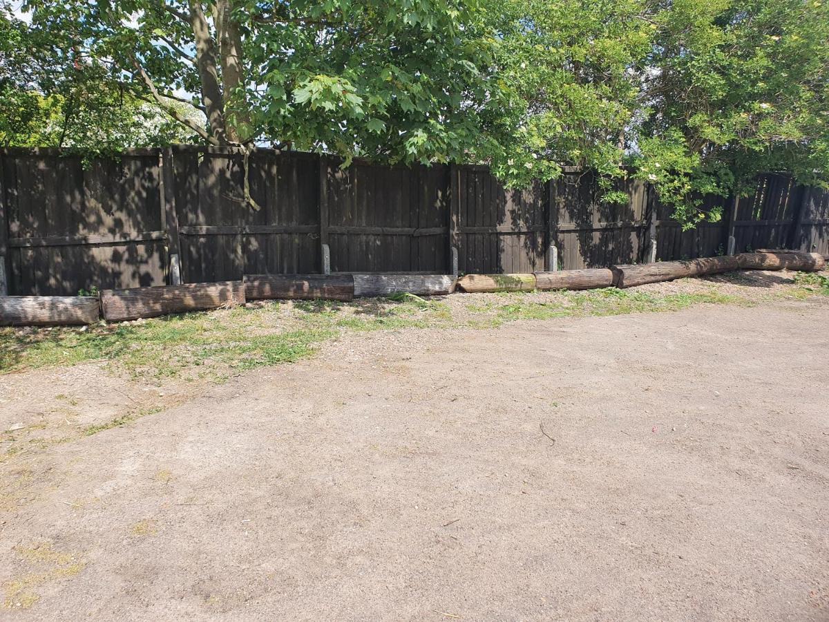 Sherwood Bungalow 3 Bedroom Entire Property Boston Exterior foto